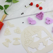 Ladda upp bild till gallerivisning, 4 St/Pack  Flickor Leksak Kakstämplar   Utstickare Fondant   4 PCS Girls Toy  Press Stamp Cookie Fondant Cutter Mold
