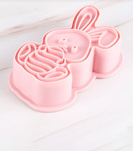 Ladda upp bild till gallerivisning, 6 St Påsk  Utstickare Kakformar  Utsticksform Med Prägel - 6pcs / set Press Stamp  Easter Fondant Cookie  Cutter Mold
