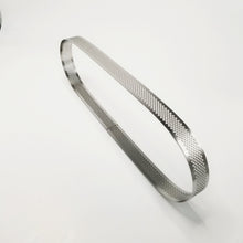 Ladda upp bild till gallerivisning, Perforerad  Oval Paj Tårtring   Ring   Mousse Perforated  Oval Tart Ring  Mousse 290* 90*20mm
